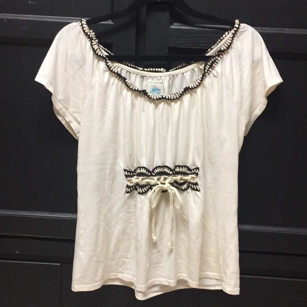 Anthropologie tee w/ crochet detail, waist tie SzM